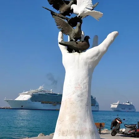 Oezel Kusadası
