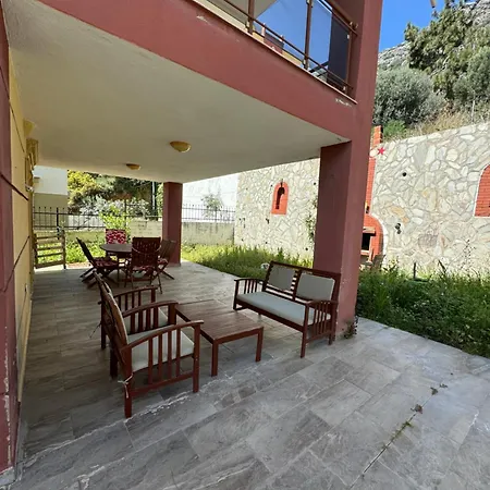Oezel * Kusadası